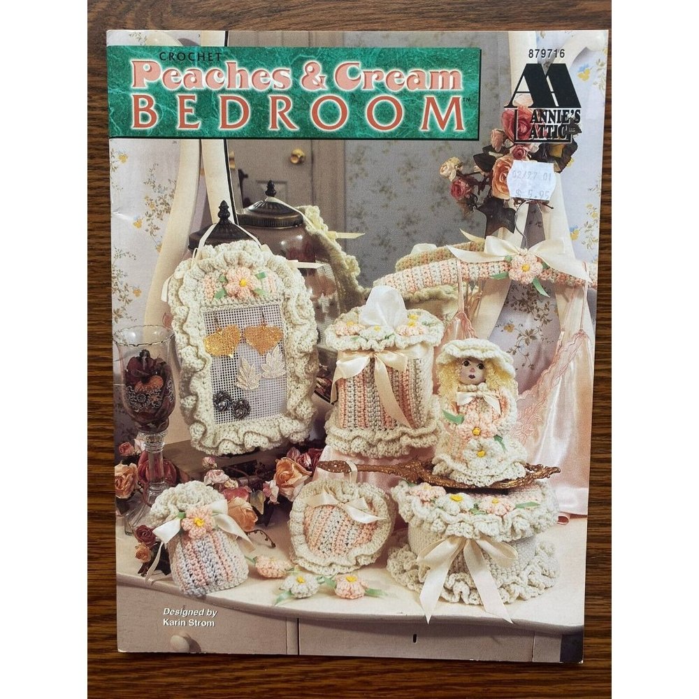 Crochet Peaches and Cream Bedroom 18 Designs by Karin Strom Annies Attic CR127